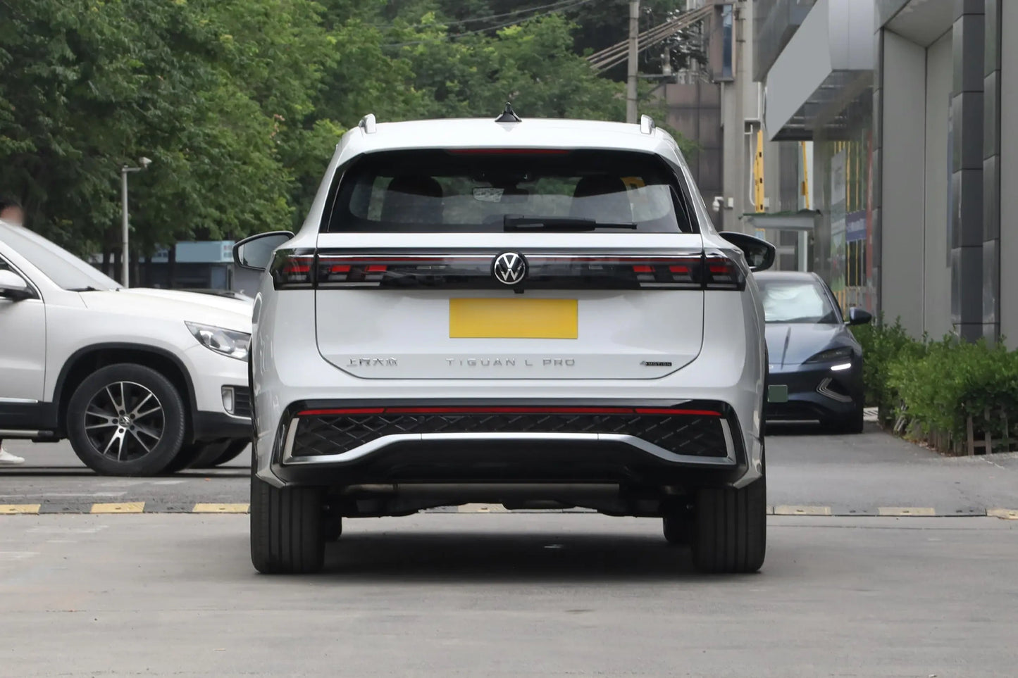 Tiguan L 2024 PRO 380TSI 4WD R-Line Smart Prestige Edition