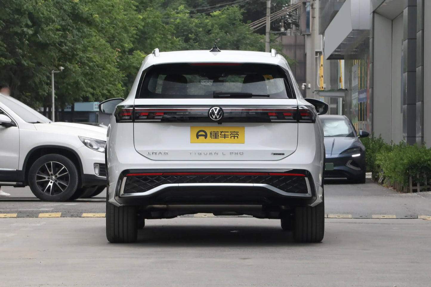 Tiguan L 2024 PRO 380TSI 4WD R-Line Smart Prestige Edition