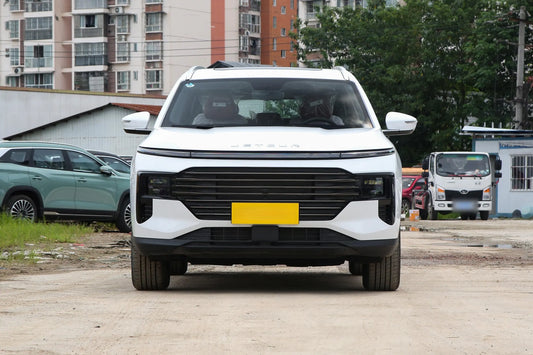 X70 Plus 2025 Model 1.5T Luxury Surging Version 7 seats