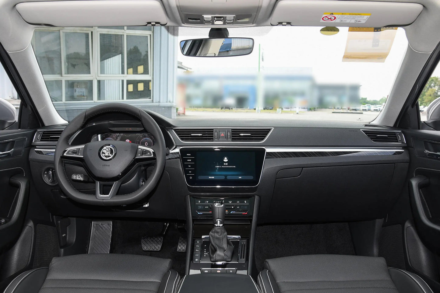 Skoda Superb  2025 TSI330 DSG Luxury Edition