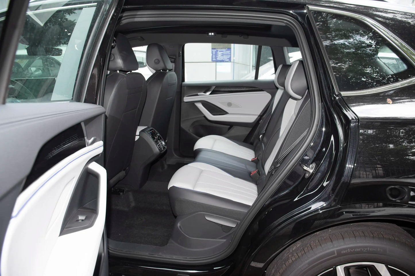 Tiguan L 2024 PRO 380TSI 4WD R-Line Smart Prestige Edition