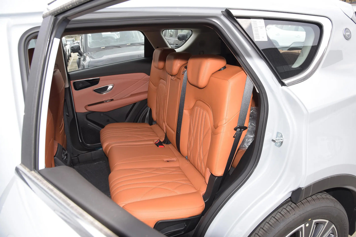 X70 Plus 2025 Model 1.5T Luxury Surging Version 7 seats