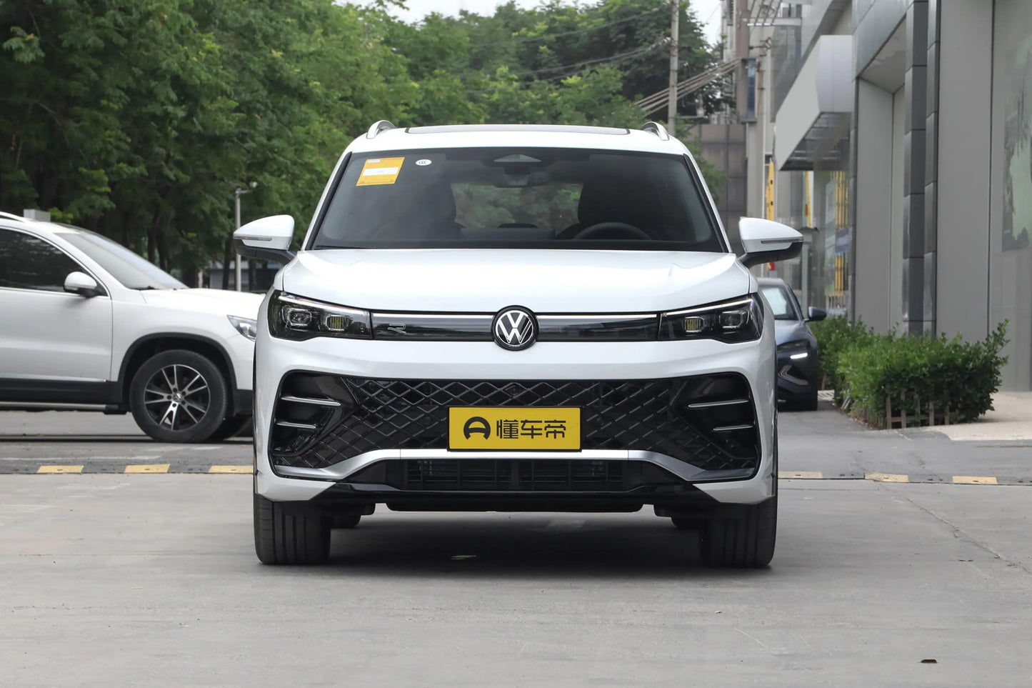 Tiguan L 2024 PRO 380TSI 4WD R-Line Smart Prestige Edition