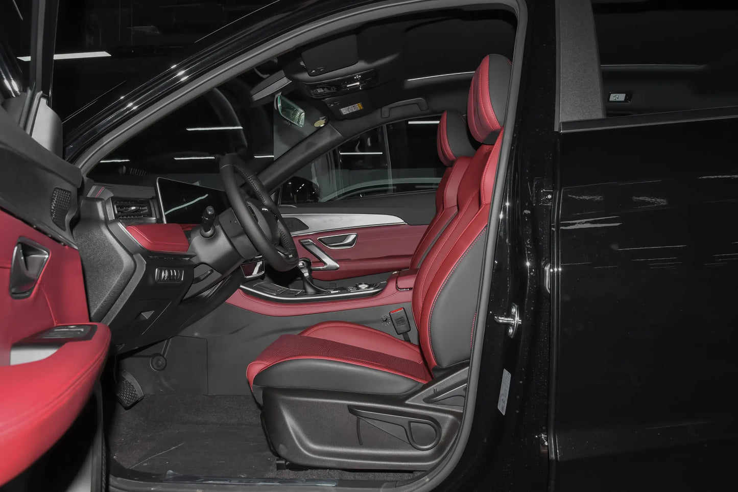 X70 PLUS 2025 1.5T CVT Flagship PRo5-Seater