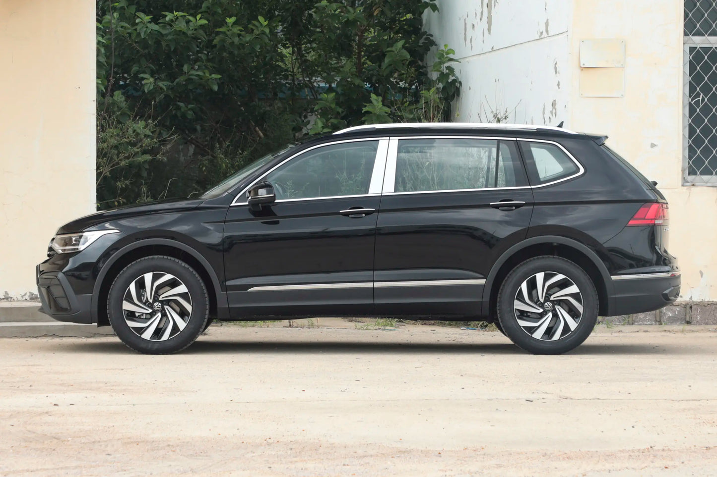 T-ROC Song Explorer 2025 300TSI DSG Starlight Edition