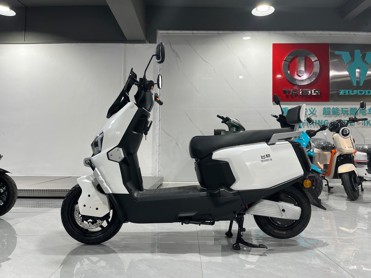H305-S90 Electric Motorcycle | CKD Complete Vehicle For Export