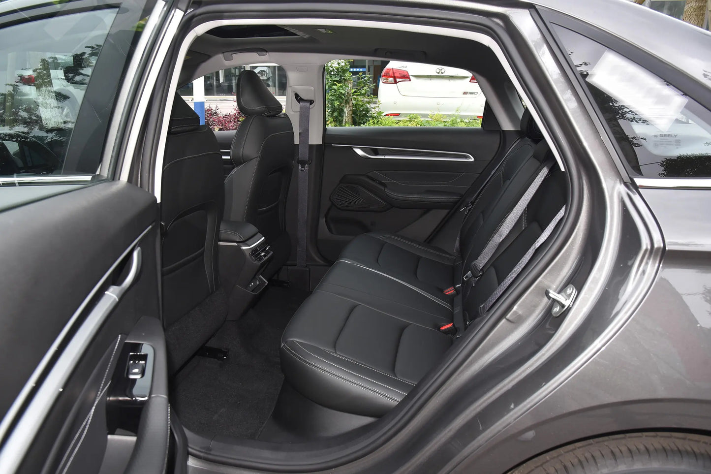 Geely Emgrand 2025 Model 4th Generation, 1.5L CVT Supreme Edition