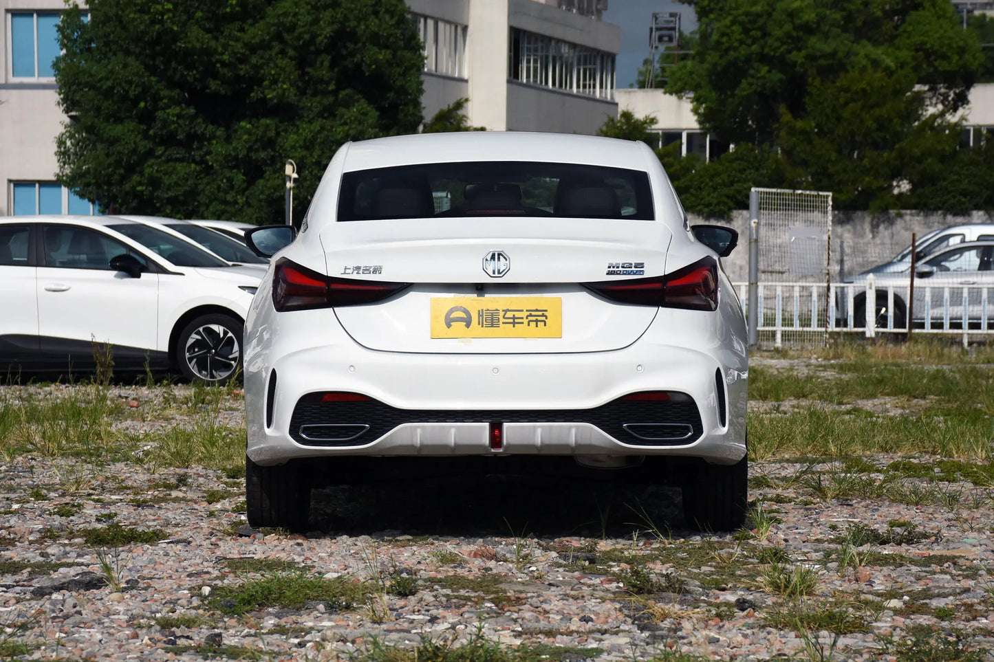 MG5 2025 180DVVT Global Luxury Edition