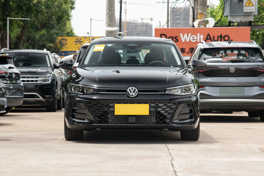 Passat 2025 Pro 300TSI Star Dragon Edition