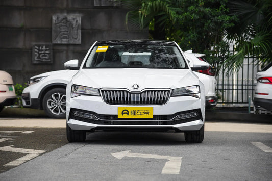 Skoda Superb  2025 TSI330 DSG Luxury Edition